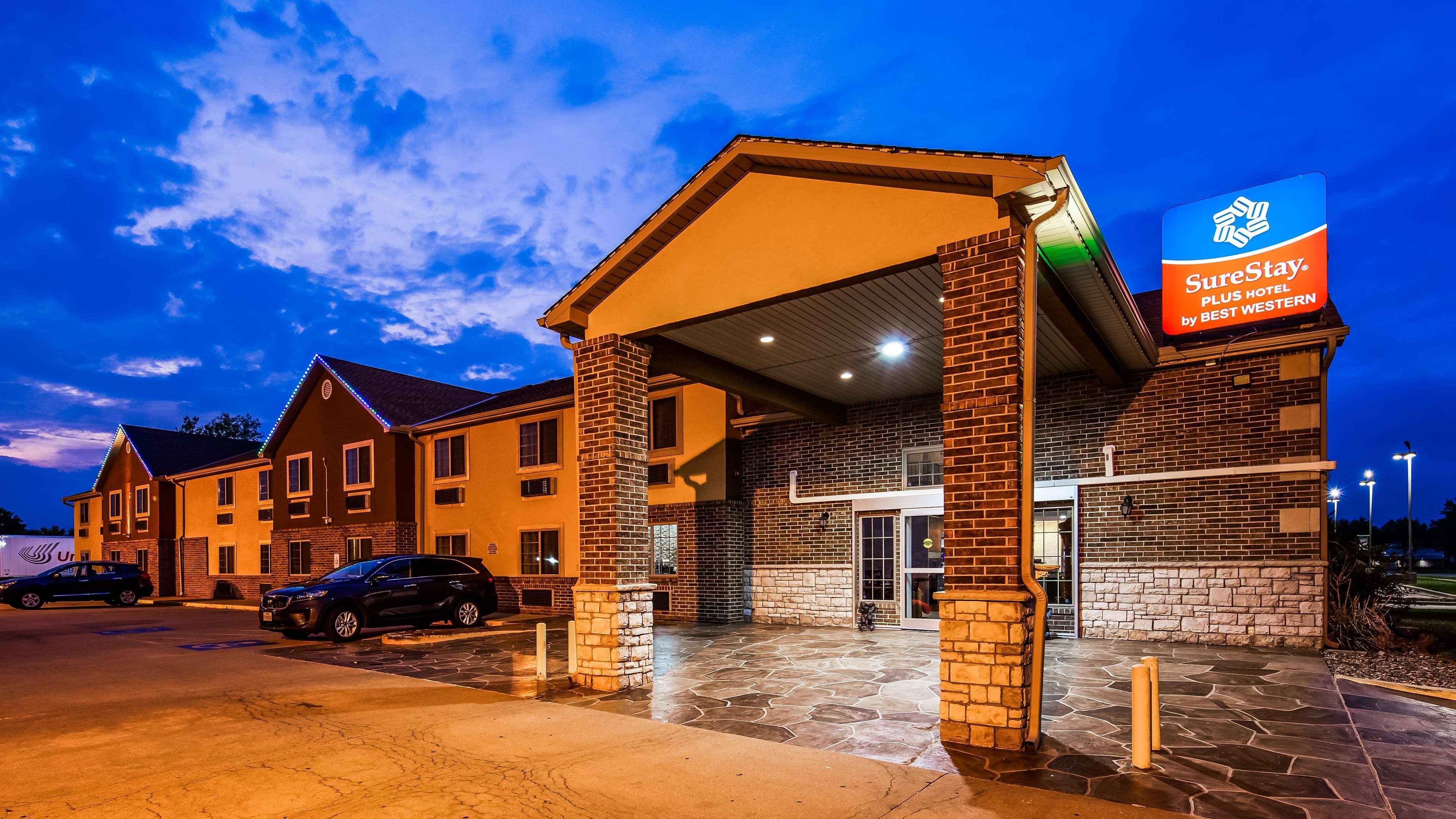 Surestay Plus Hotel By Best Western Kearney Exteriér fotografie